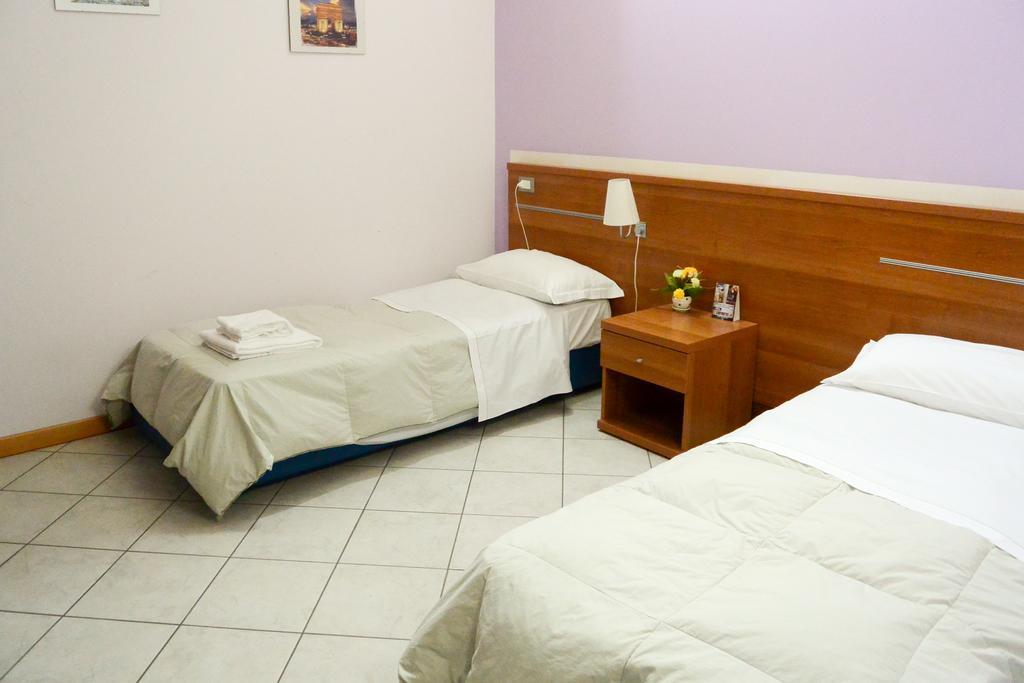 Albergo Meuble Abatjour Mantova Exteriér fotografie