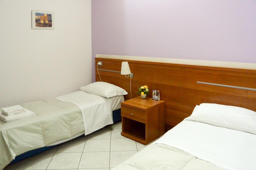 Albergo Meuble Abatjour Mantova Exteriér fotografie