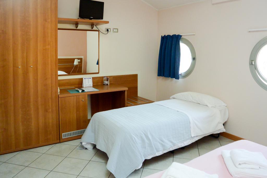 Albergo Meuble Abatjour Mantova Exteriér fotografie