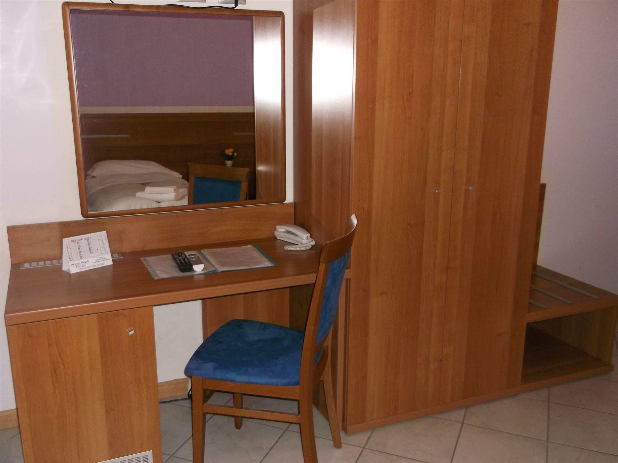 Albergo Meuble Abatjour Mantova Exteriér fotografie